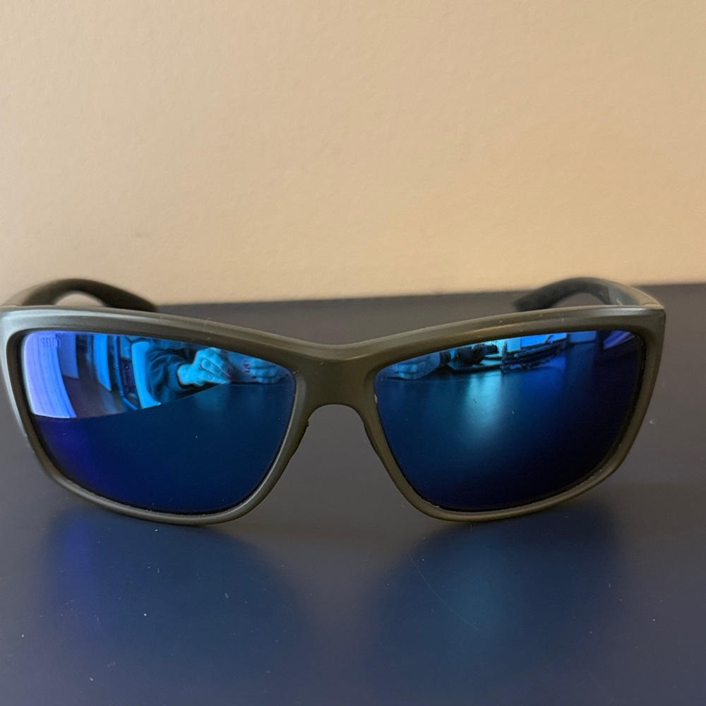 Costa Mag Bay Blue 580 lenses for Men